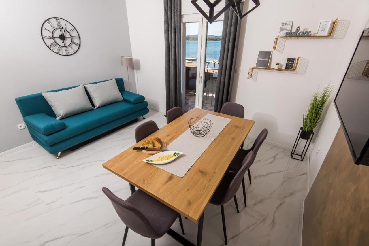Euroholiday Apartments Turanj Bagian luar foto