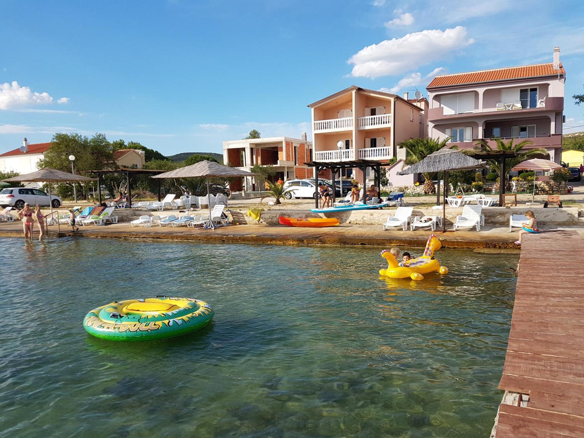 Euroholiday Apartments Turanj Bagian luar foto