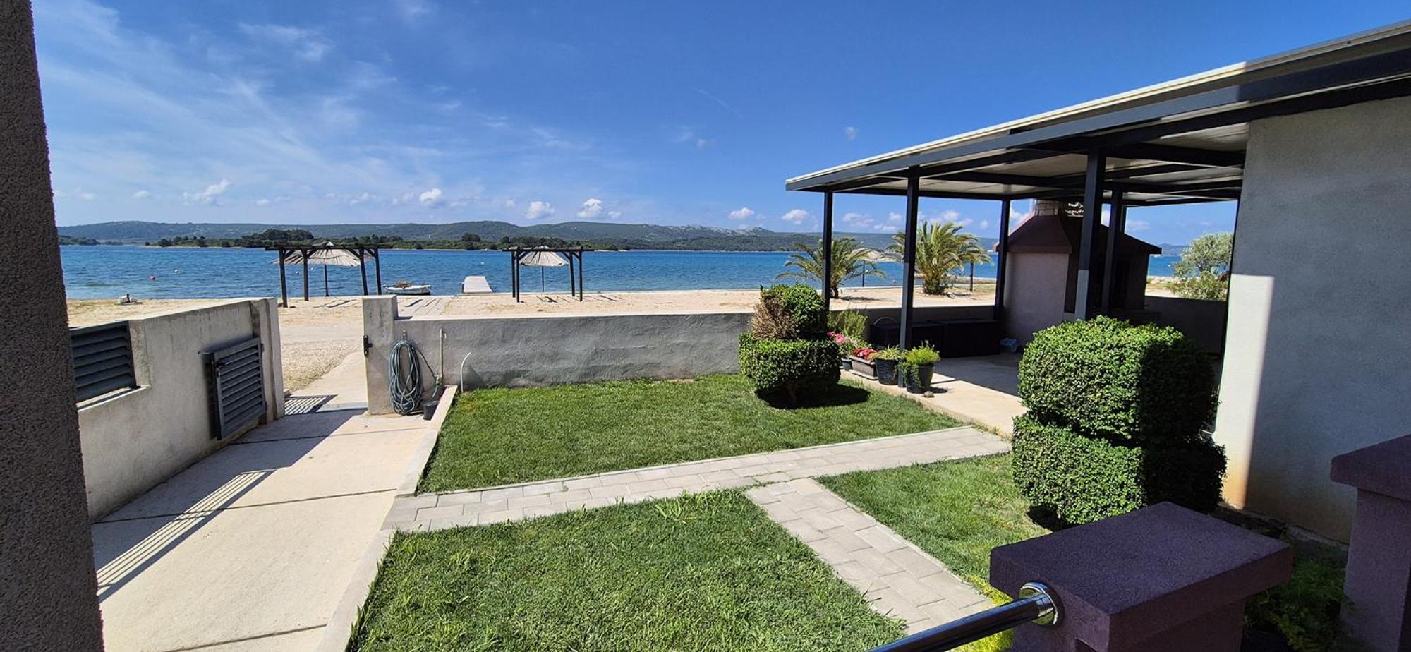 Euroholiday Apartments Turanj Bagian luar foto