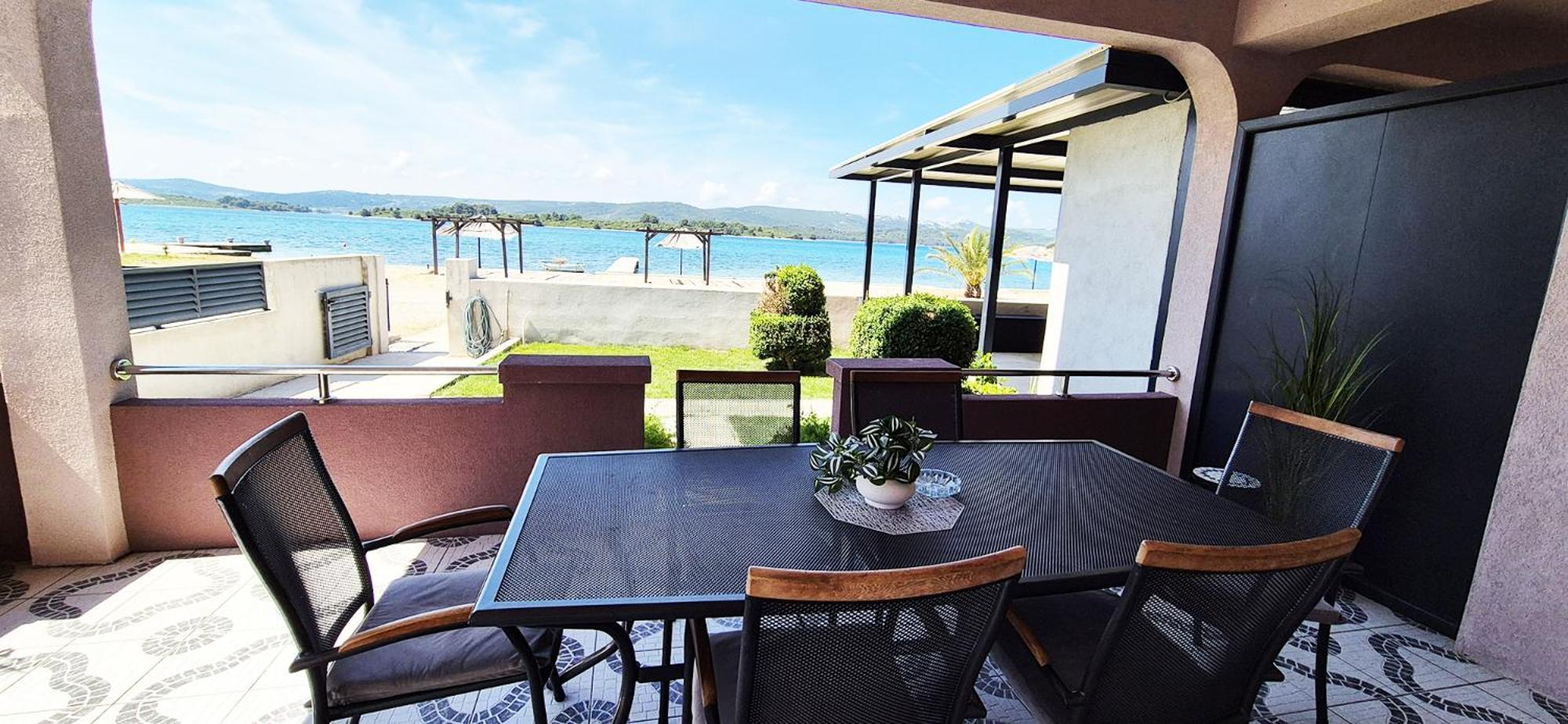 Euroholiday Apartments Turanj Bagian luar foto