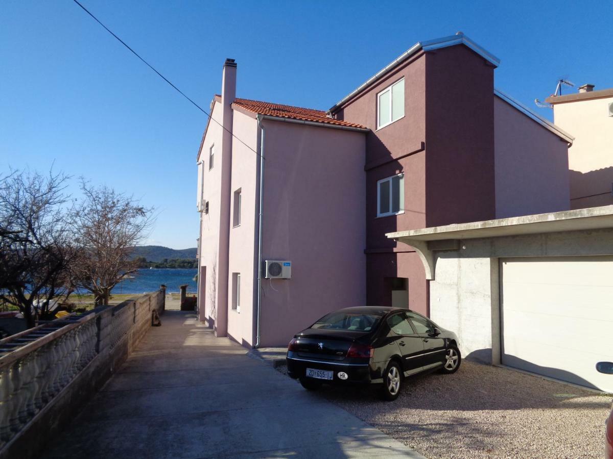 Euroholiday Apartments Turanj Bagian luar foto
